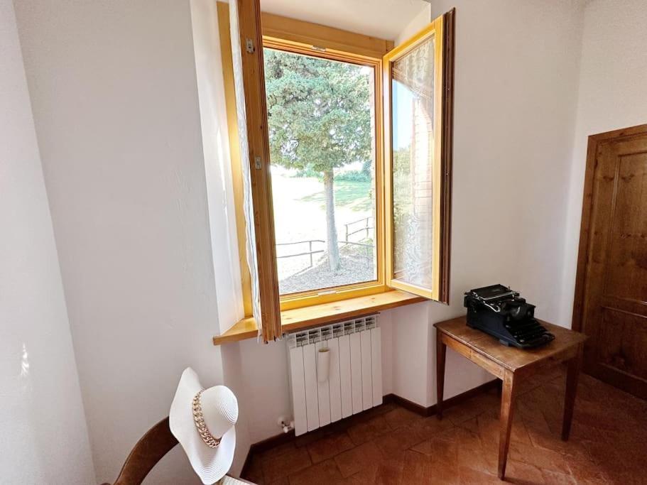 Casale Di Valle Mora Сан Джиминяно Екстериор снимка
