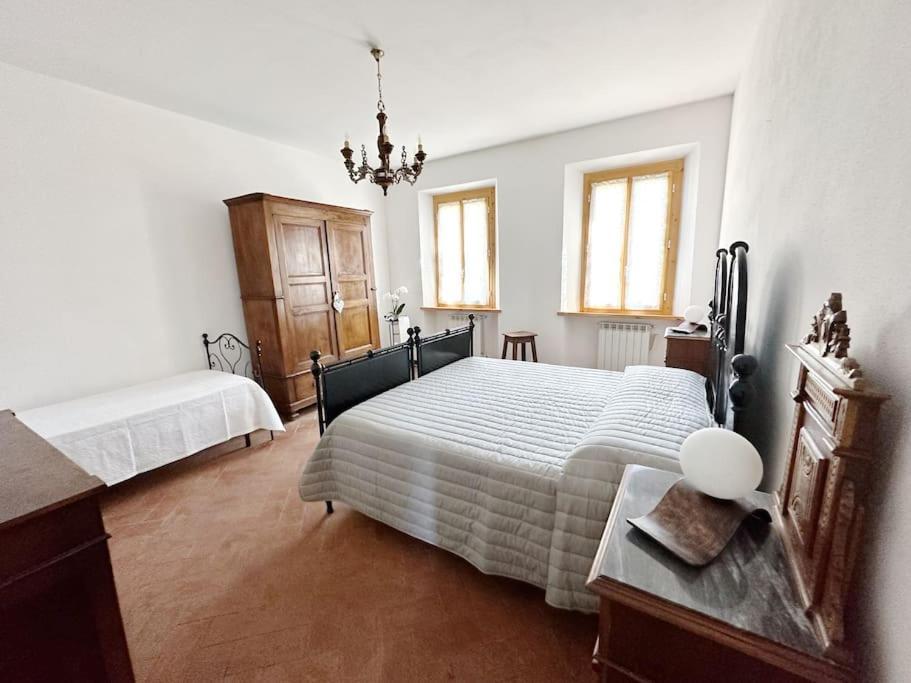 Casale Di Valle Mora Сан Джиминяно Екстериор снимка