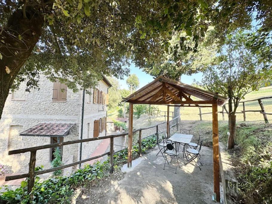 Casale Di Valle Mora Сан Джиминяно Екстериор снимка